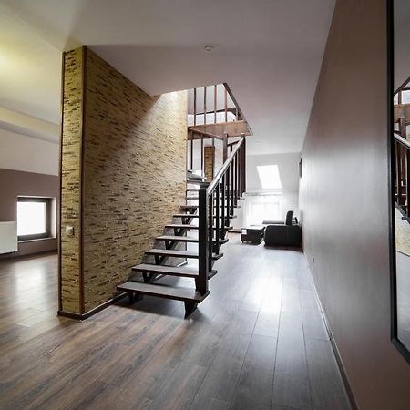 Apartments On Mitny Square Lviv Exterior foto